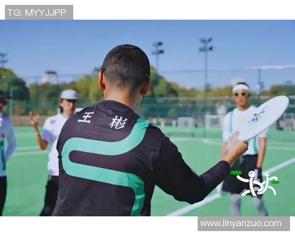 重庆飞盘队创下新纪录耐力排名跃升引发广泛关注与热议