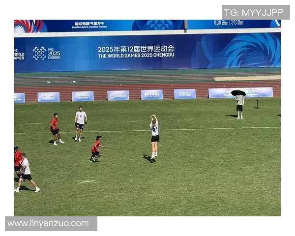 飞盘竞技的魅力:深入了解成都飞盘队的耐力与团队精神 飞盘竞技的魅力:深入了解成都飞盘队的耐力与团队精神