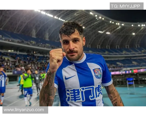 亚特兰与梅里达的激烈对决揭示足球战术与团队精神的较量