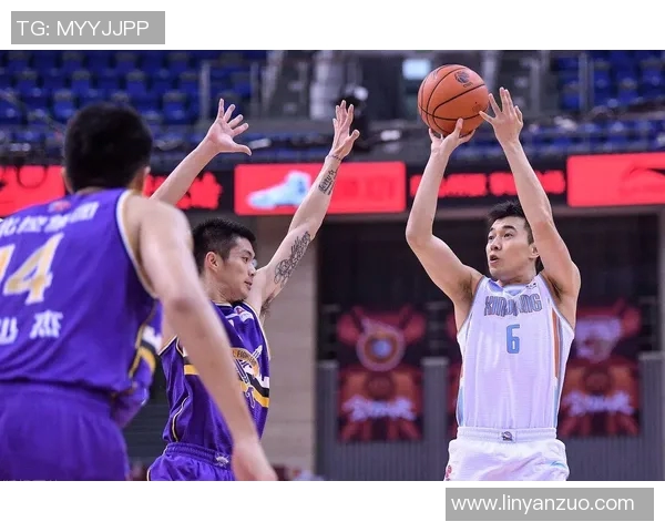 南非男篮与俄罗斯男篮激战正酣谁将赢得这场精彩对决