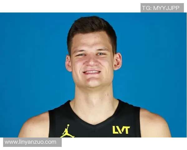 沃克凯斯勒带领球队迎接挑战展现年轻球员的无限潜力与未来希望