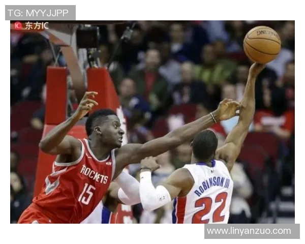 篮网与火箭在NBA夏季联赛中激战正酣年轻球员展现无限潜力与激情 篮网与火箭在NBA夏季联赛中激战正酣年轻球员展现无限潜力与激情