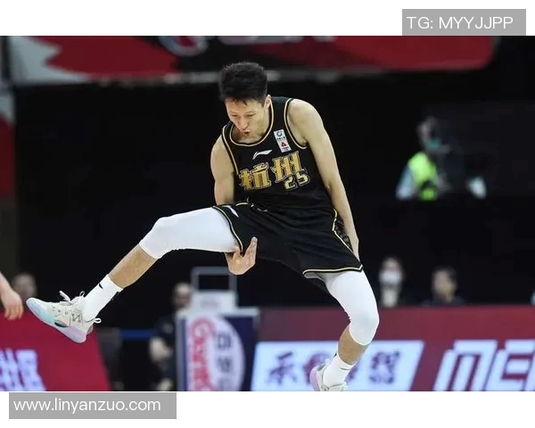 赵岩昊在篮球赛场上的成长历程与未来发展潜力分析 赵岩昊在篮球赛场上的成长历程与未来发展潜力分析