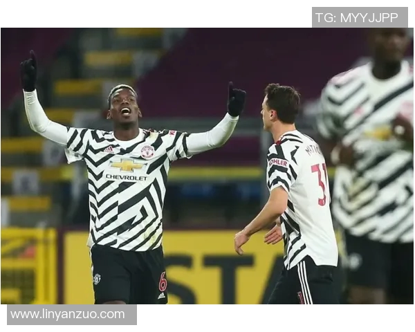 博格巴重返赛场展现实力引发球迷热议未来发展备受关注